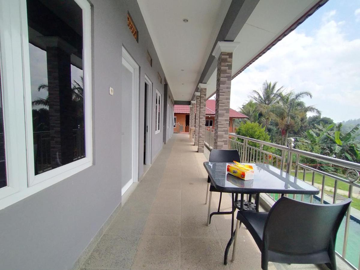 Villa Batu Tua Puncak Mitra Reddoorz Μπογκόρ Εξωτερικό φωτογραφία